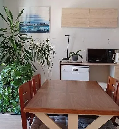 Spacieux Verdon Sur アパート